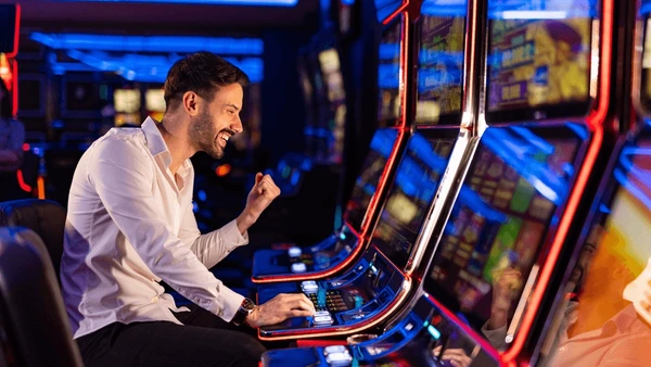 How Slot Games Create Suspense With Every Spin